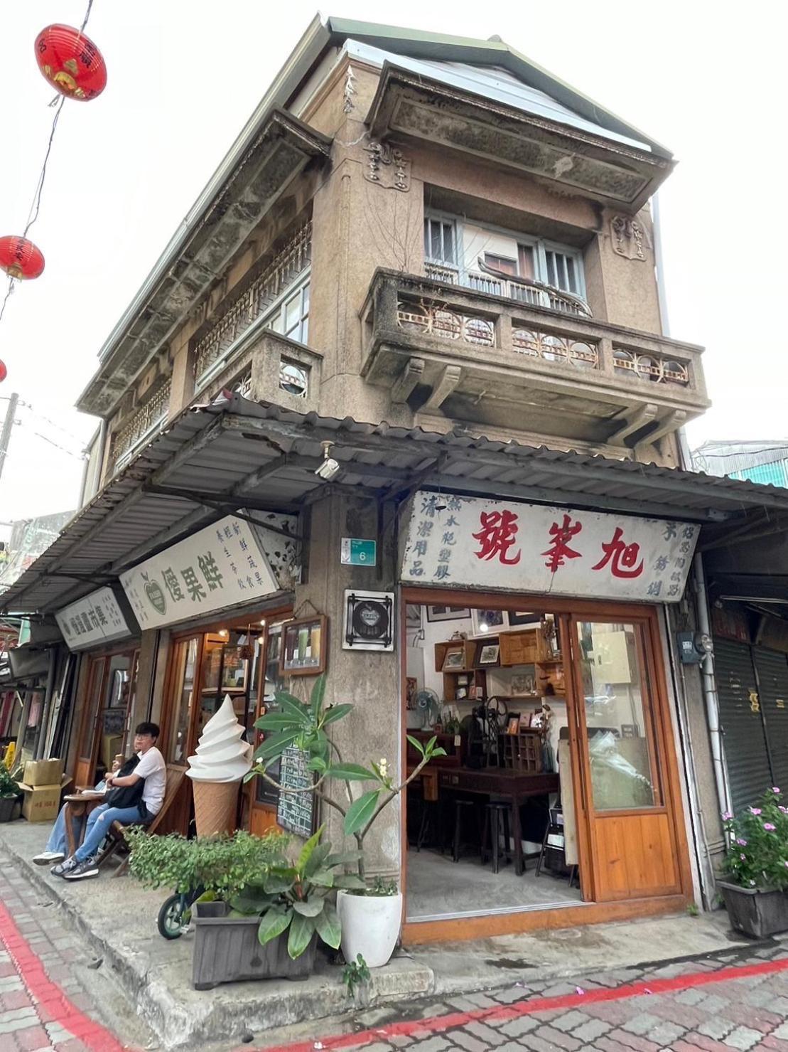 Long Lang Homestay Tainan Exteriör bild